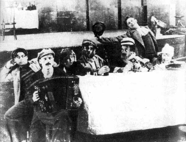 Пьесы. Интермедии. Письма. Документы. Воспоминания современников - i_022.jpg