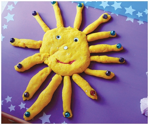 Творческий год. Времена года и праздники в играх, поделках, рецептах - i_014.jpg