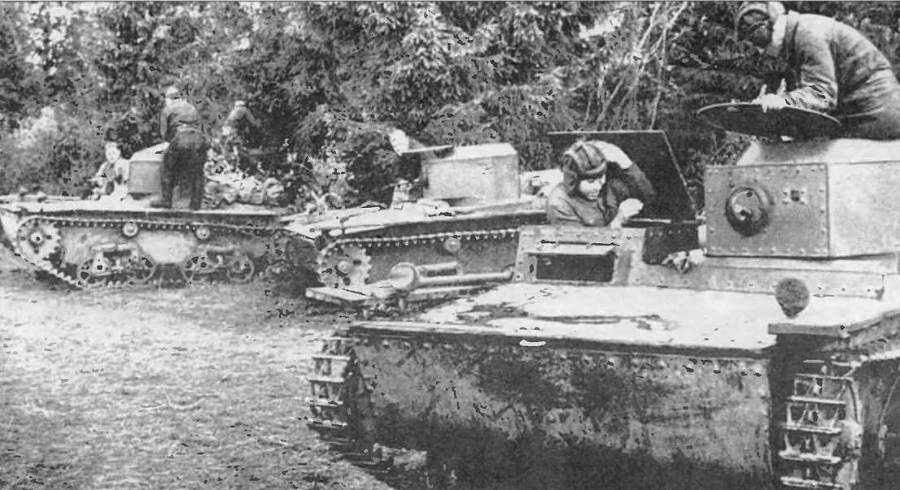 Бронетанковая техника Красной Армии 1939—1945 - img_47.jpg