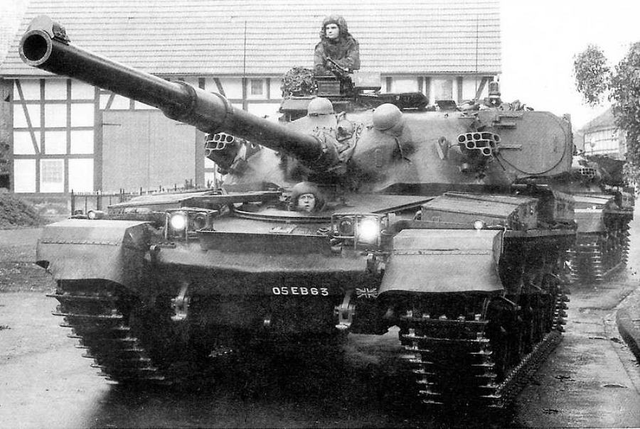 Основные боевые танки «Чифтен» и «Виккерс» - img_2.jpg