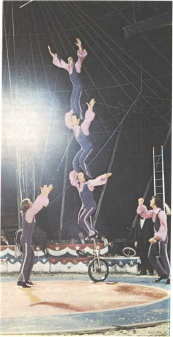 История мирового цирка - i_059.jpg