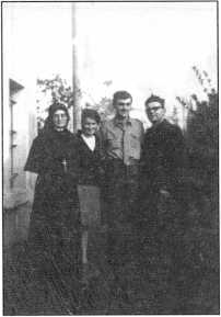 Почему я люблю Россию<br />Воспоминания монсеньора Бернардо Антонини - i_004.jpg