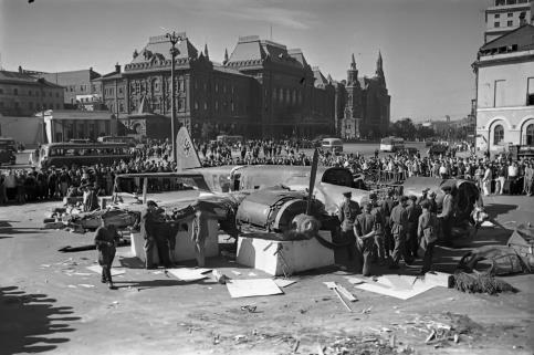 Первая бомбардировка Москвы 22 июля 1941 г. (СИ) - deadavia.jpg