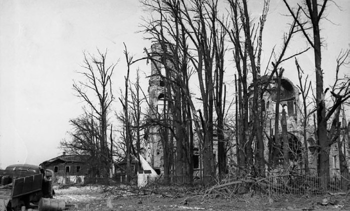 Холмский «котел». 105 дней в полном окружении - i_024.jpg