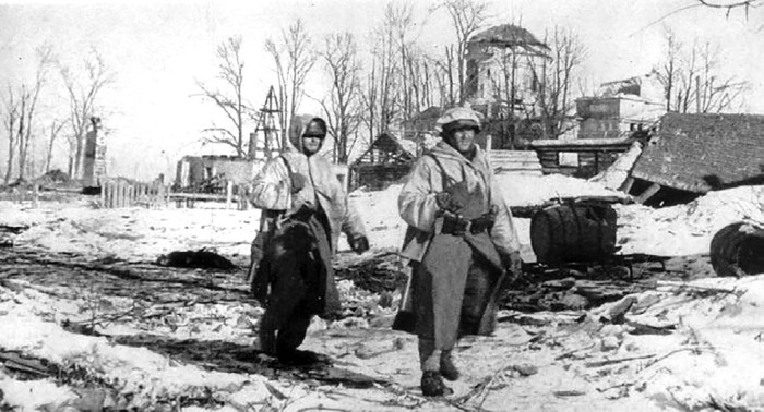 Холмский «котел». 105 дней в полном окружении - i_037.jpg