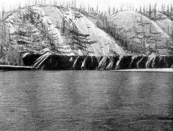 На Золотой Колыме. Воспоминания геолога - i_017.jpg