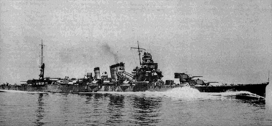Японские тяжелые крейсера. Том 2: Участие в боевых действиях, военные модернизации, окончательная судьба - img_100.jpg