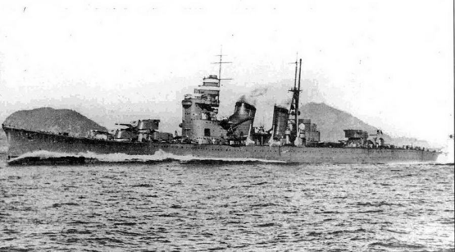 Японские тяжелые крейсера. Том 2: Участие в боевых действиях, военные модернизации, окончательная судьба - img_103.jpg