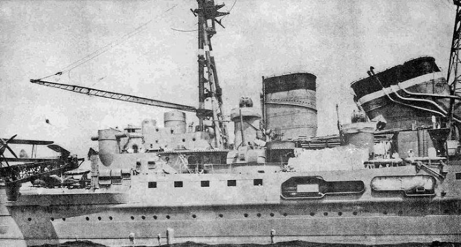 Японские тяжелые крейсера. Том 2: Участие в боевых действиях, военные модернизации, окончательная судьба - img_99.jpg
