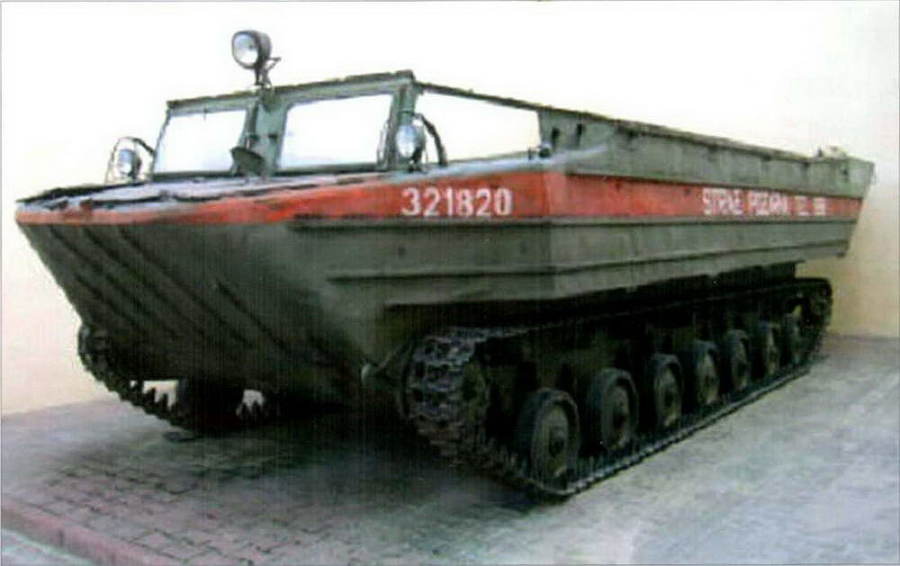 Гусеничный плавающий транспортер К-61 - img_55.jpg