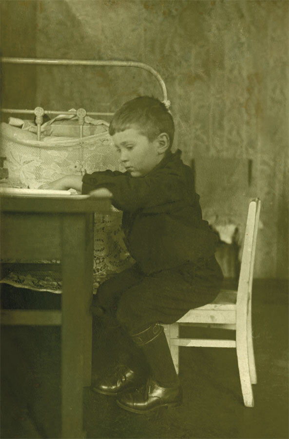 Воспоминания о XX веке. Книга первая. Давно прошедшее. Plus-que-parfait - i_019.jpg