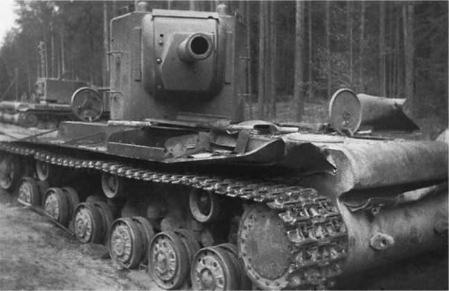 1941. «Последний парад» мехкорпусов Красной Армии - i_058.jpg