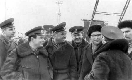 Ракеты и люди. Горячие дни холодной войны - pic_19.jpg