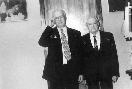 Ракеты и люди. Горячие дни холодной войны - pic_51.jpg