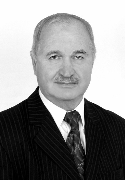 Избранные произведения. Том 1. Саит Сакманов - i_001.jpg