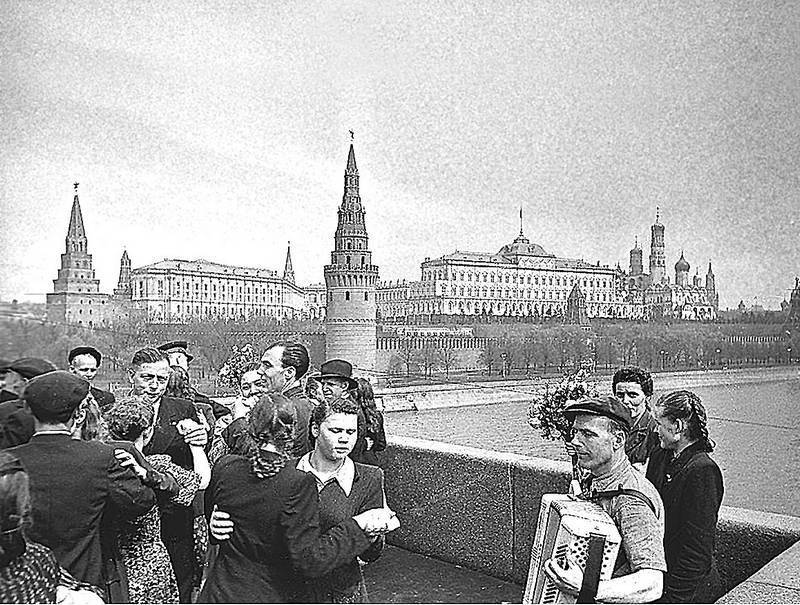 Москва предвоенная. Жизнь и быт москвичей в годы великой войны - i_002.jpg