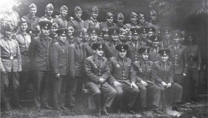 Военное закулисье на сломе эпох - i_009.jpg