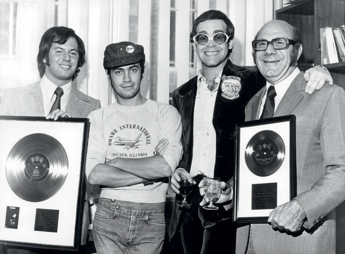 Я – Элтон Джон. Вечеринка длиной в жизнь - _00020.jpg