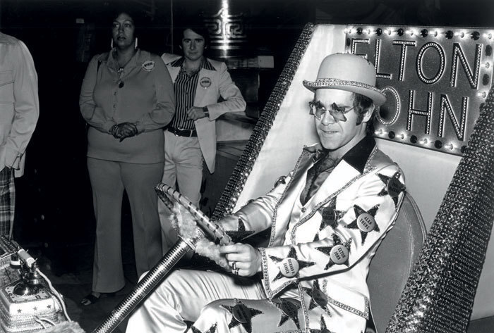 Я – Элтон Джон. Вечеринка длиной в жизнь - _00030.jpg