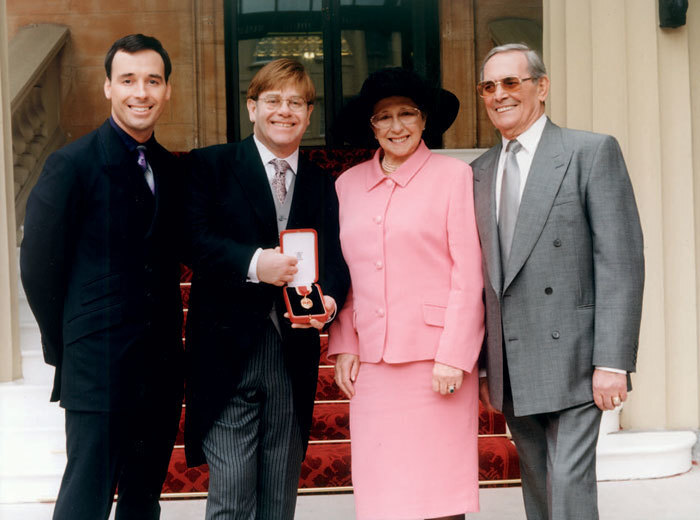 Я – Элтон Джон. Вечеринка длиной в жизнь - _00049.jpg