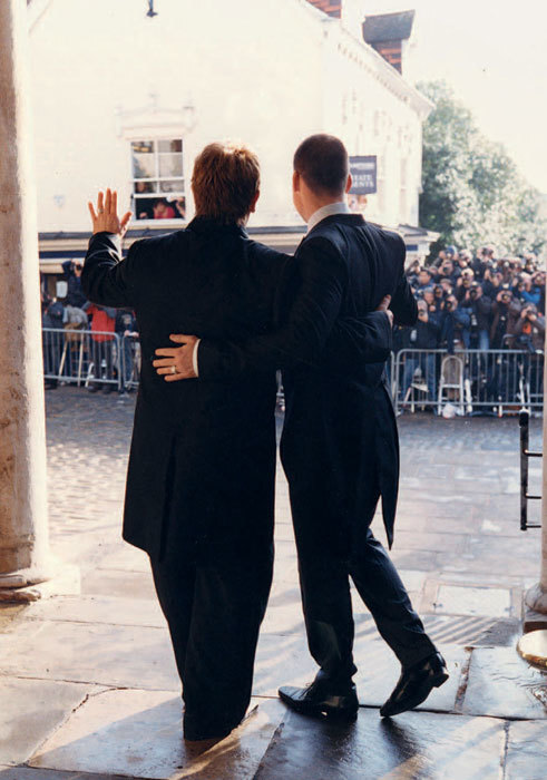 Я – Элтон Джон. Вечеринка длиной в жизнь - _00052.jpg