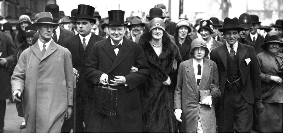 Черчилль. Великие личности в истории - i_015.jpg