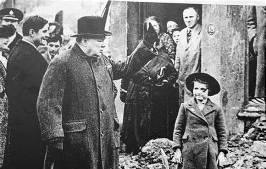 Черчилль. Великие личности в истории - i_019.jpg