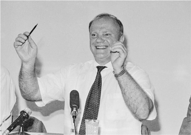 Все свободны. История о том, как в 1996 году в России закончились выборы - i_015.jpg