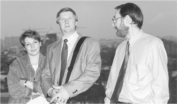 Все свободны. История о том, как в 1996 году в России закончились выборы - i_025.jpg