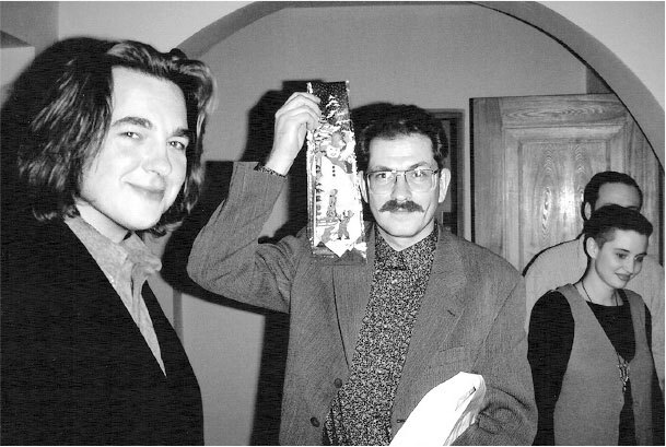 Все свободны. История о том, как в 1996 году в России закончились выборы - i_053.jpg