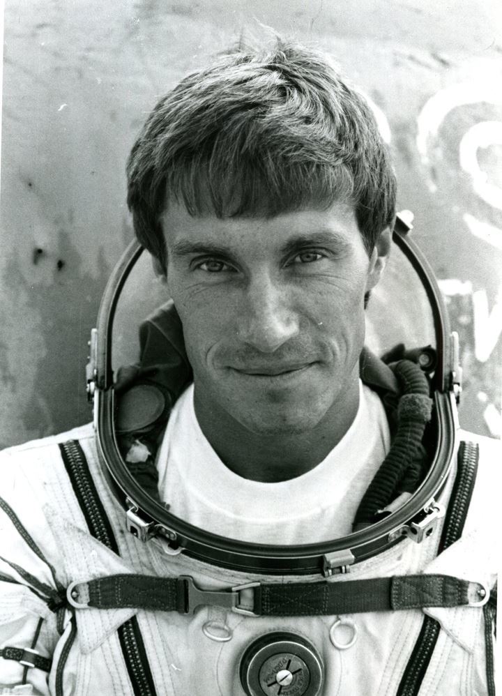 Москва ельцинская. Хроники президентского правления - i_035.jpg