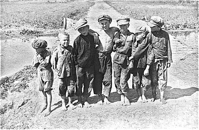 Тимур и его команда. Все произведения для детей - i_036.jpg