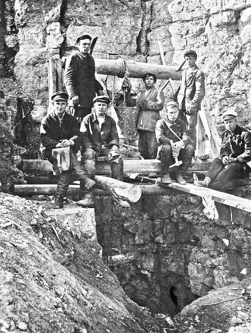 Тимур и его команда. Все произведения для детей - i_047.jpg