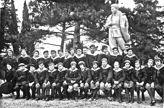 Тимур и его команда. Все произведения для детей - i_061.jpg