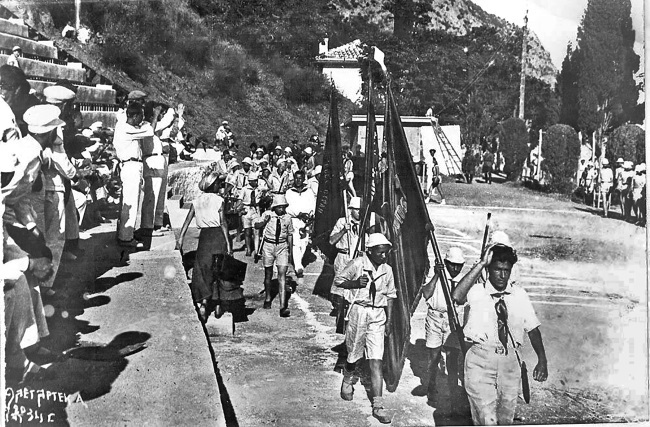 Тимур и его команда. Все произведения для детей - i_064.jpg