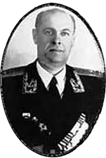 Контр-адмирал Рудаков. Вальс с королевой - i_005.jpg