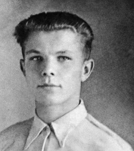 Юрий Гагарин. Первый человек в космосе. Как это было - i_016.jpg