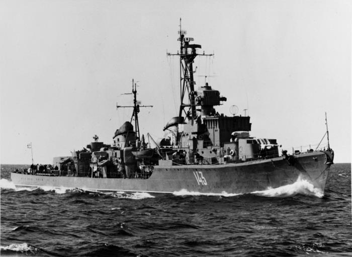 Сталин и Военно-Морской Флот в 1946-1953 годах - i_011.jpg