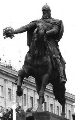 Впервые в Москве. От долетописных времён до конца XVI столетия - i_003.jpg