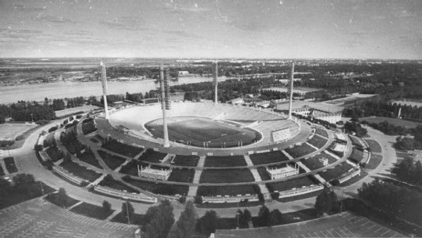 Над вольной Невой. От блокады до «оттепели» - i_003.jpg