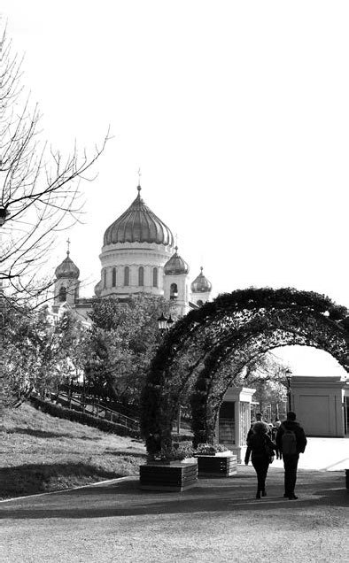 Кольца Москвы: Прогулки вдоль стены Белого города и Камер-Коллежского вала - i_006.jpg