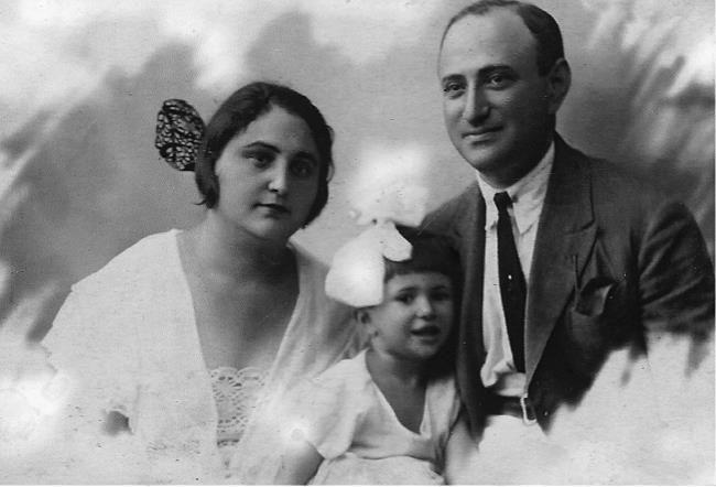 Дина Верни: История моей жизни, рассказанная Алену Жоберу - i_003.jpg