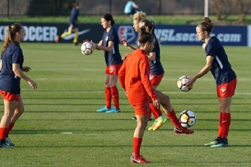 Сатирические формулы - zhensky_futbolny.jpg