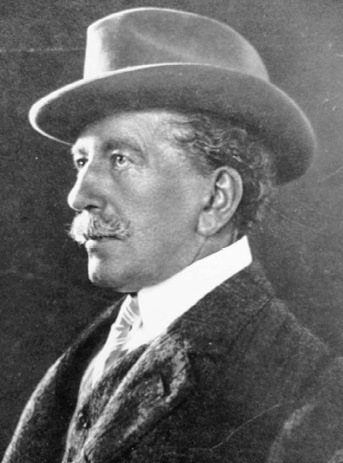 Картье. Неизвестная история семьи, создавшей империю роскоши - i_009.jpg