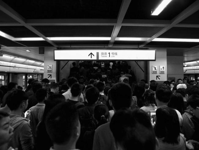 Дневник Кая. Борьба с эпидемией в Чунцине глазами одного канадца - i_006.jpg