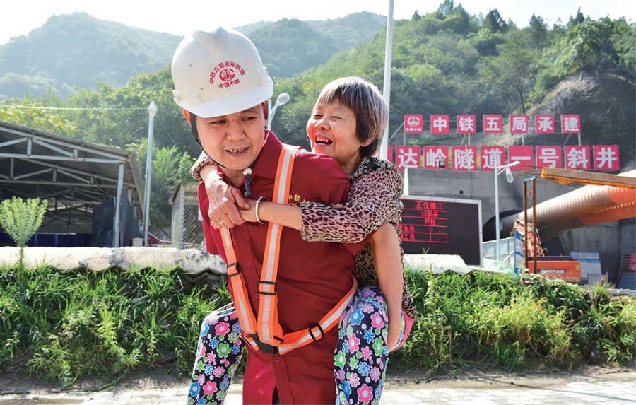 В полёте за мечтой быстрее ветра. Китайцы о роли высокоскоростных железных дорог в своей жизни - _5.jpg