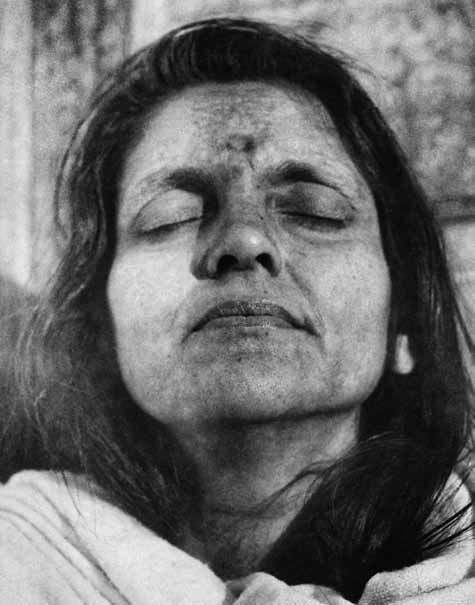 Слово Матери. Книга 1. Из наставлений Шри Анандамайи Ма - i_001.jpg