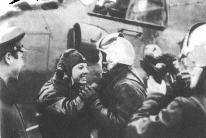 Над планетой людей. Алексей Леонов - i_005.jpg