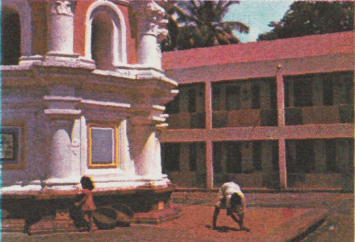 Боги лотоса. Критические заметки о мифах, верованиях и мистике Востока - pic_67.png