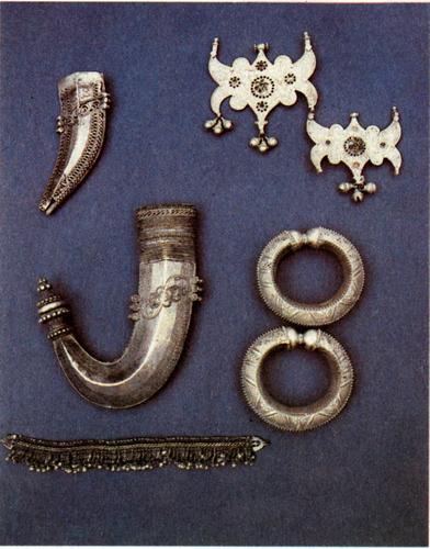 Голубая бусина на медной ладони - i_030.jpg